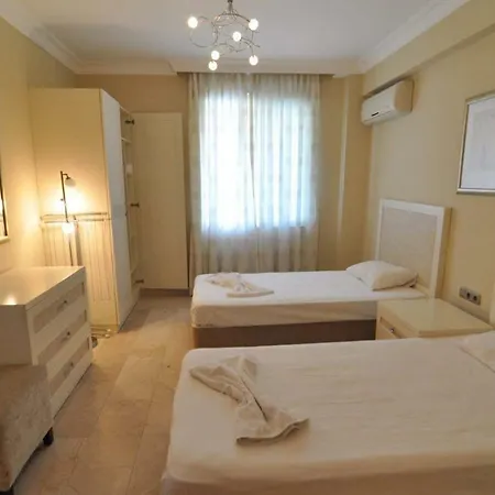 아파트 Ultra Lux Gold House